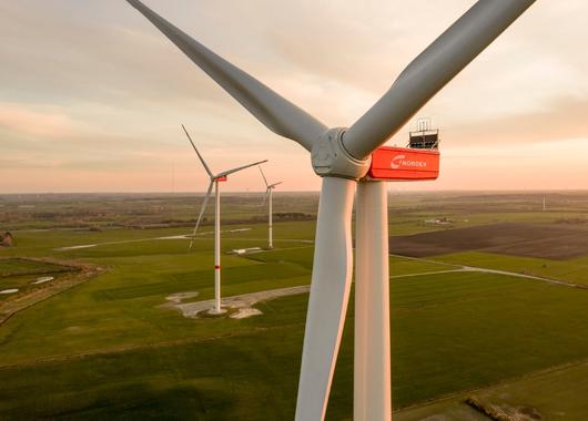 Nordex - Windkrafträder als Investitionsbeispiel für das Recht auf eine gesunde Umwelt | Kinder Perspektivenfonds