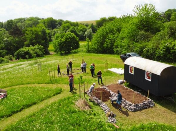 Meschen-in-der-Natut-nachhaltige-geldanlage-gls-investments Menschen in Natur - nachhaltige Geldanlage | GLS Investments
