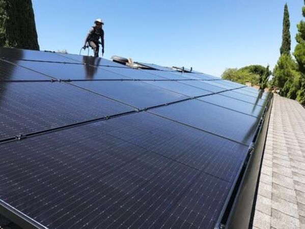 Investitionsbeispiel des GLS Bank Klimafonds du des GLS Bank Aktienfonds - Sunrun Inc. USA Investitionsbeispiel des GLS Bank Klimafonds du des GLS Bank Aktienfonds - Sunrun Inc. USA